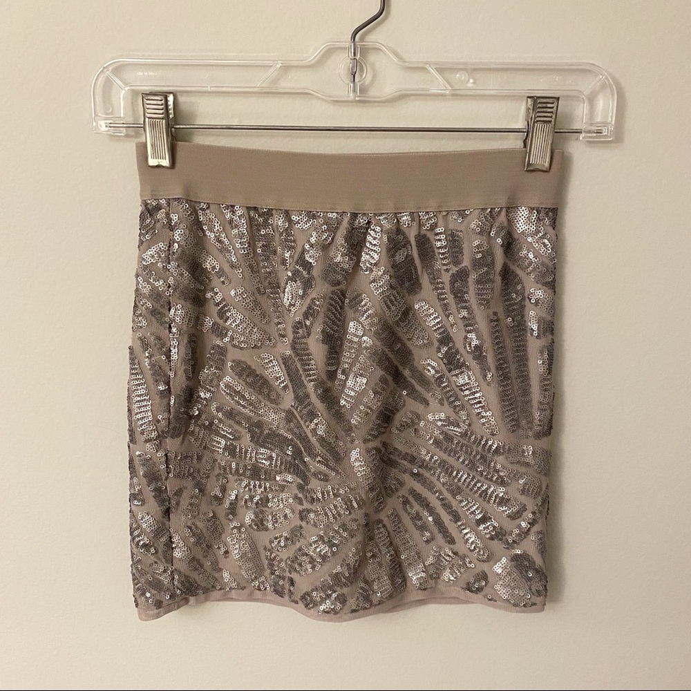 BCBG MAXAZRIA  Grey Sequin Mini Skirt